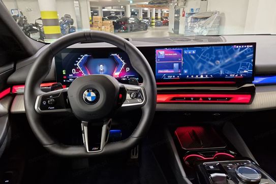 BMW Seria 5 520d xDrive mHEV aut