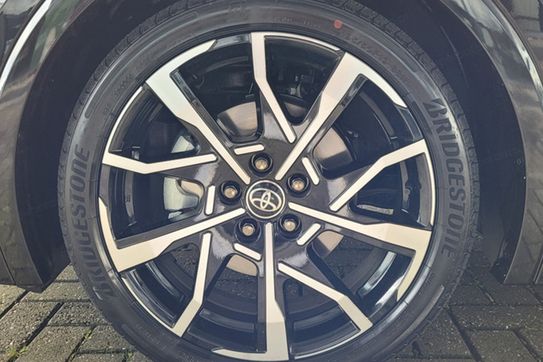 Toyota Prius Prestige 2.0 Hybrid Plug-in