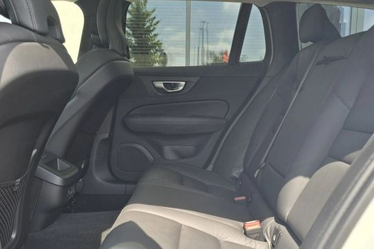Volvo V60 B4 B Plus Dark aut