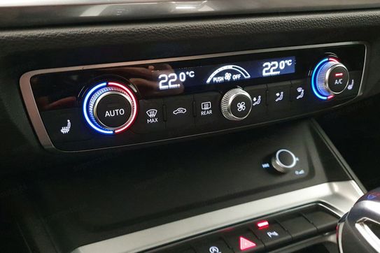 Audi Q3 35 TFSI S-Line