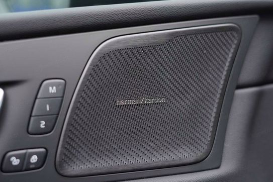 Volvo XC60 T6 Plug-In Hybrid AWD Ultra Bright