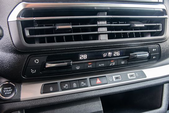 Opel Zafira Life L2H1 Business AT8