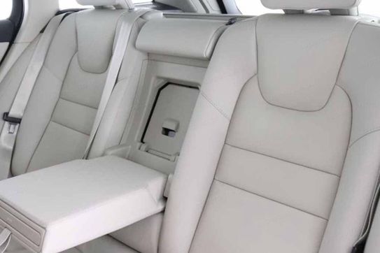 Volvo V60 B4 B Plus Bright