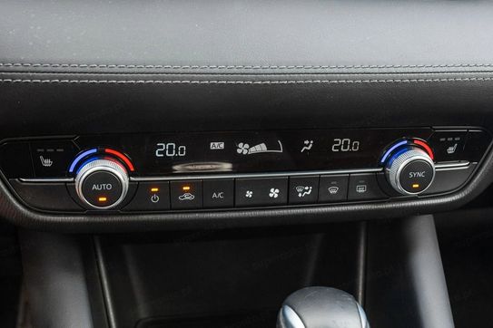 Mazda 6 2.0 Center-Line