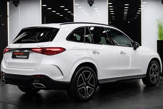 Mercedes GLC 200 4MATIC AMG Line