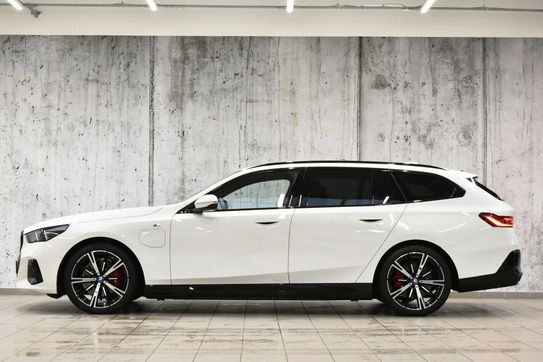BMW Seria 5 530e xDrive PHEV M Sport aut