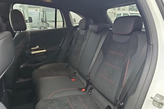 Mercedes GLA 200 AMG Line