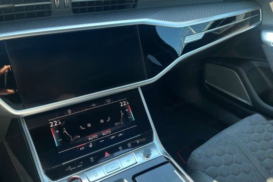 Audi A6 RS6 TFSI quattro Performance Avant