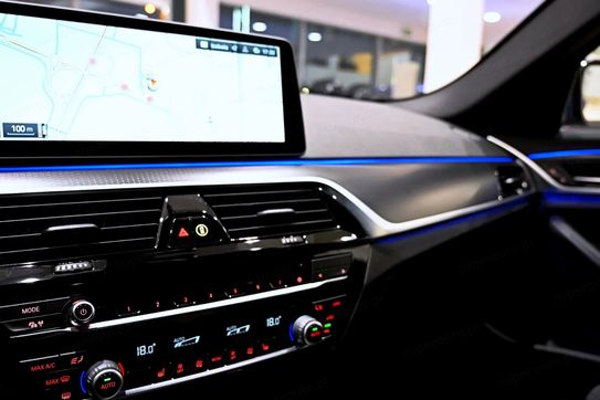 BMW Seria 5 520d xDrive M Sport