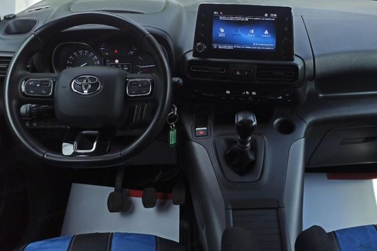 Toyota Proace City Verso 1.5 D-4D Family