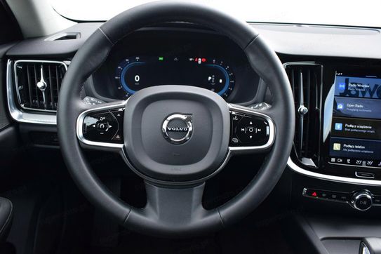 Volvo V60 B4 B Plus Dark aut