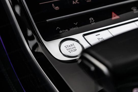 Audi A8 55 Tfsi Mhev Quattro Tiptr