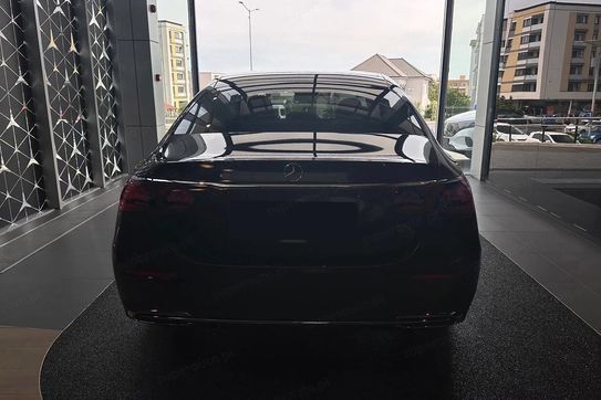Mercedes Klasa E 220 d 4-Matic Exclusive