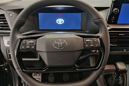 Toyota Proace Verso Long Business 2.0 Diesel