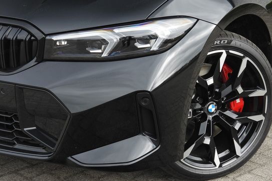 BMW Seria 3 330i xDrive M Sport