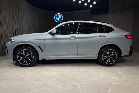 BMW X4 xDrive20i mHEV sport-aut