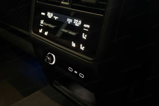 Porsche Cayenne Coupe S E-Hybrid Black Edition