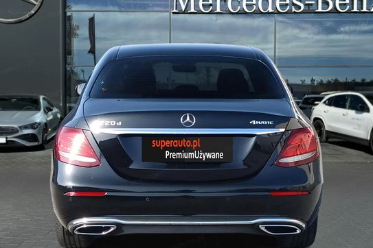 Mercedes Klasa E 220 d 9G-TRONIC