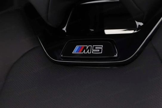 BMW Seria 5 M5