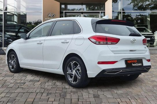 Hyundai i30 1.5 T-GDI Smart DCT