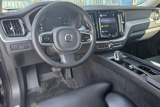 Volvo XC60 B4 B Plus Dark