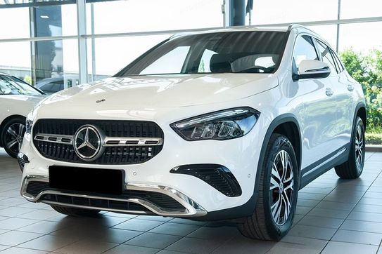 Mercedes GLA 200 Progressive