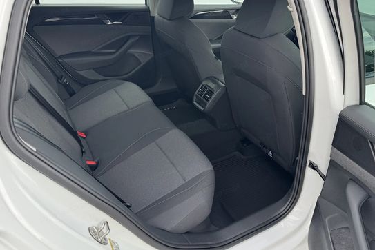 Volkswagen Passat 1.5 TSI mHEV DSG