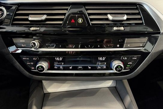 BMW Seria 5 Touring 520d