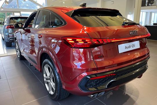 Audi Q5 TDI quattro S line Sportback