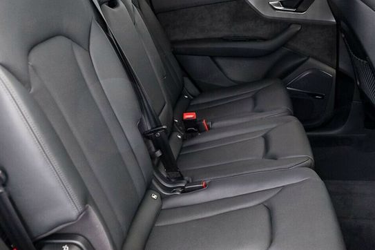 Audi Q7 50 TDI quattro