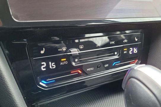 Volkswagen Passat 1.5 TSI EVO Business DSG