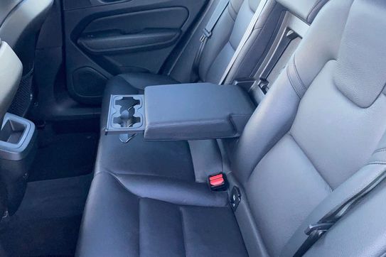 Volvo XC60 B4 D Plus Dark aut