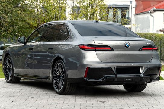 BMW Seria 7 740d xDrive M Sport