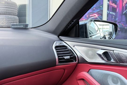 BMW Seria 8 Gran Coupe M850i xDrive