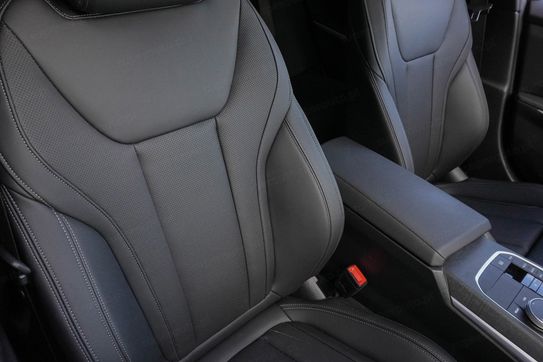 BMW Seria 3 330i xDrive M Sport