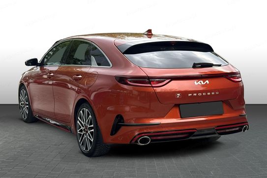 Kia ProCeed GT  1.6 T-GDI DCT