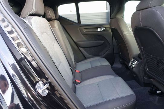 Volvo XC40 B4 Plus Black Edition