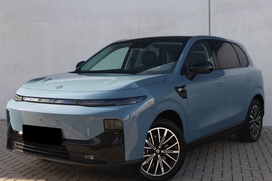 Leapmotor B10 Design Hybrid EV 18,8 kWh