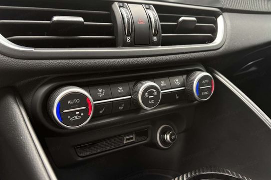 Alfa Romeo Giulia 2.9 Bi Turbo V6 Quadrifoglio