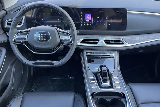 DFSK E5 Prestige 1.5  PHEV E-CVT