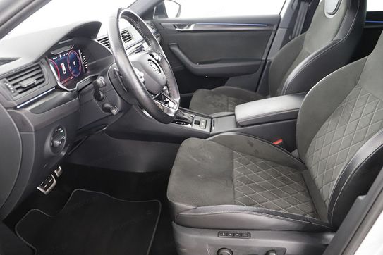 Skoda Superb 2.0 Tdi Scr Sportline Dsg