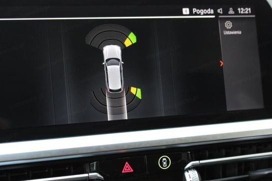 BMW Seria 3 320d xDrive Sport Line aut