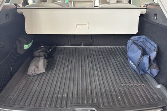 Volvo XC60 B4 D Momentum Pro