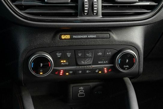 Ford Kuga 2.5 FHEV AWD ST-Line X