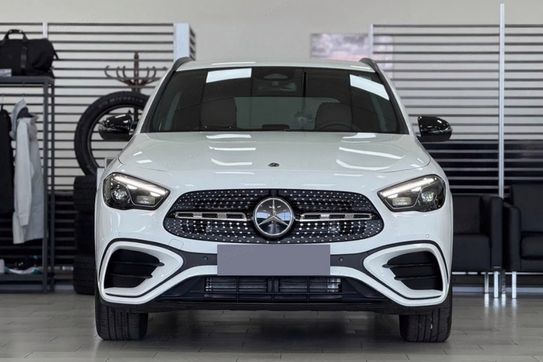 Mercedes GLA 200 AMG Line