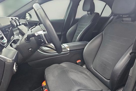 Mercedes Klasa C 220 d 4MATIC AMG Line