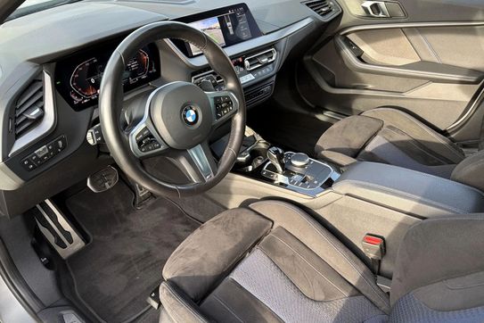 BMW Seria 1 118d M Sport aut