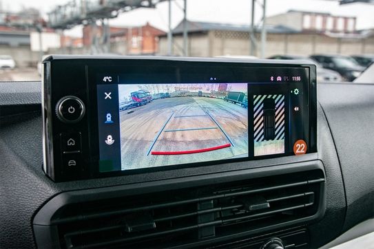 Opel Vivaro XL L2H1 Zabudowa Brygadowa