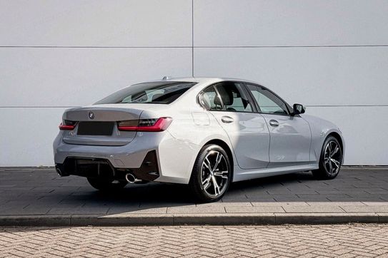 BMW Seria 3 320i M Sport