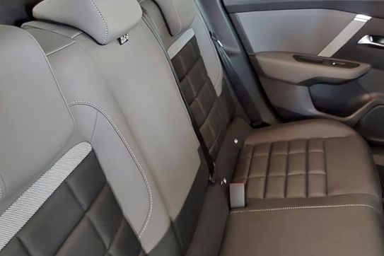 Citroen C4 Collection eDCT6 1.2 mHEV